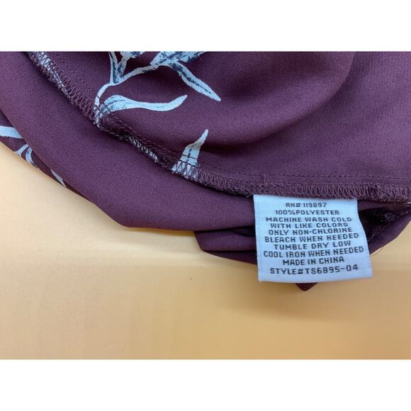 Collective Concepts Sheer Floral Long Sleeve Large Top V-Neck Lightweight - Picture 6 of 6